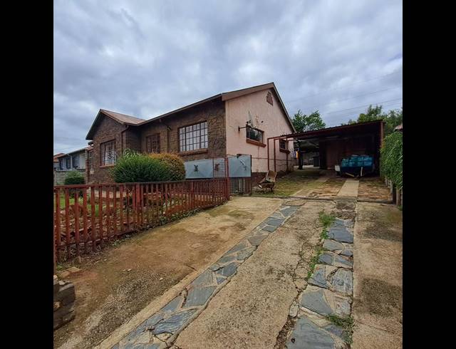 3 BEDROOM HOUSE FOR SALE IN HAMBERG